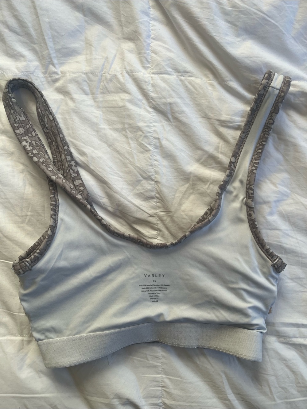 Varley Kellam Wrap Front Sports Bra Neutral Leopard Animal Print Yoga Workout XS - Picture 7 of 8